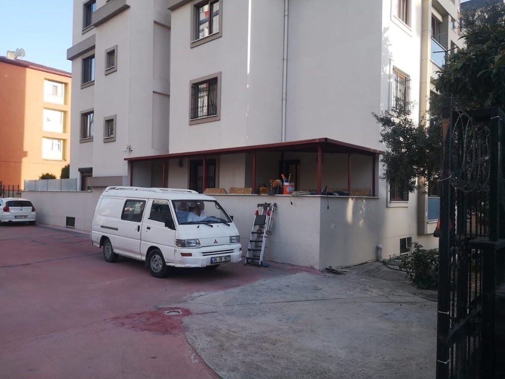 Kartal Teras Kapama İşleri